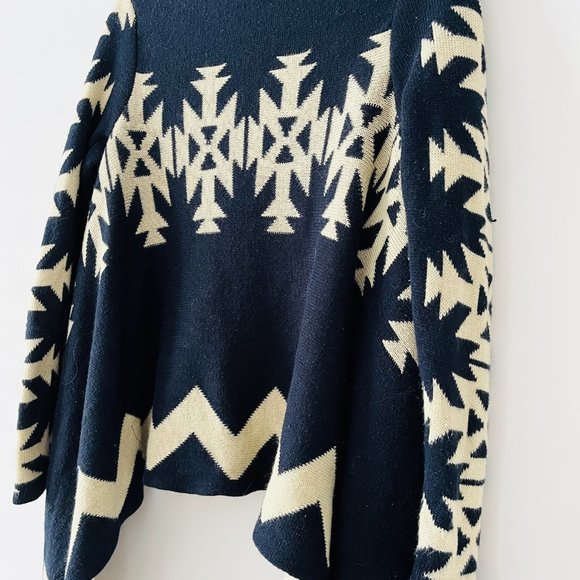 Ci Sono Aztec Wrap Cardigan - Picture 6 of 6